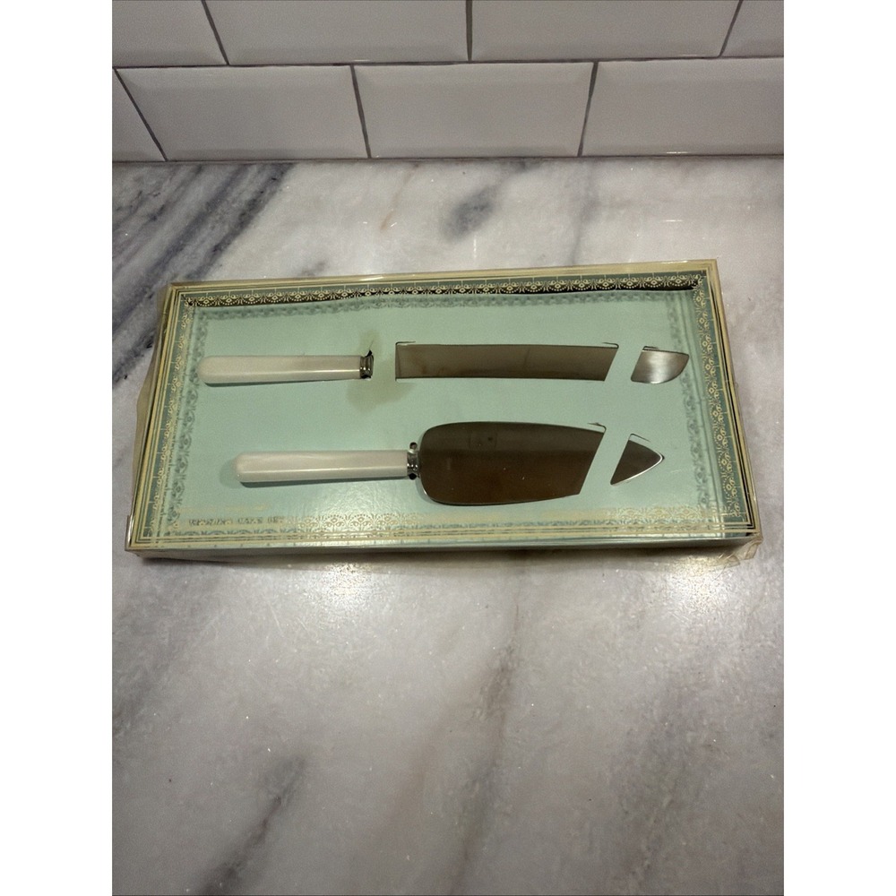 Leonard Silver Co. Stainless Steel Cake Cutting Knife And Cake Sever
